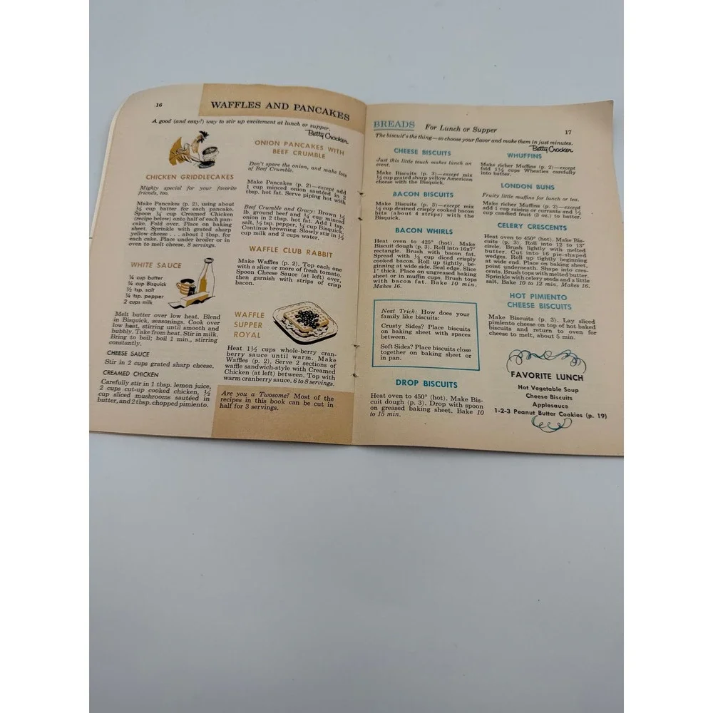 Vintage 1956 Betty Crocker Bisquick Cook Book 157 Recipes General Mills Booklet
